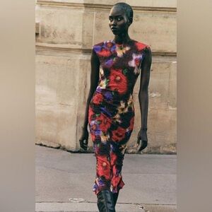 ZARA ZW COLLECTION FLORAL CRINKLED MIDI DRESS – SLEEVELESS XS